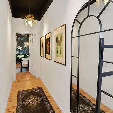 Lägenhet Urban Jungle - Designer In The Heart Of Friedrichshain *