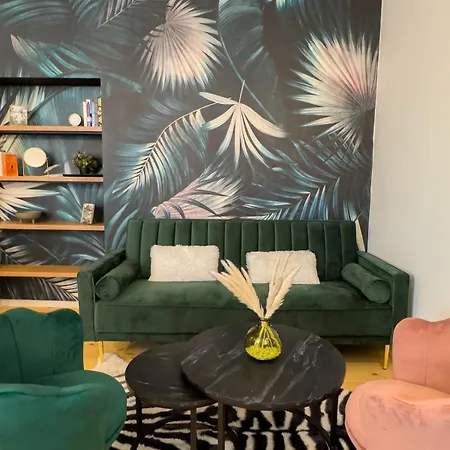 Apartament Urban Jungle *