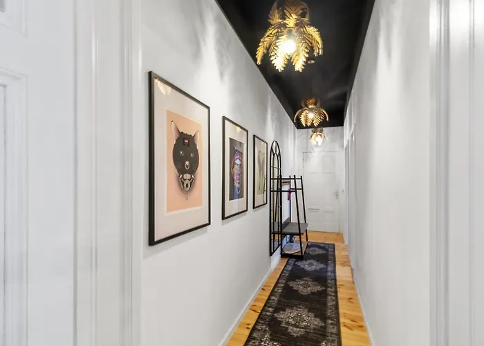 Urban Jungle - Designer In The Heart Of Friedrichshain ברלין